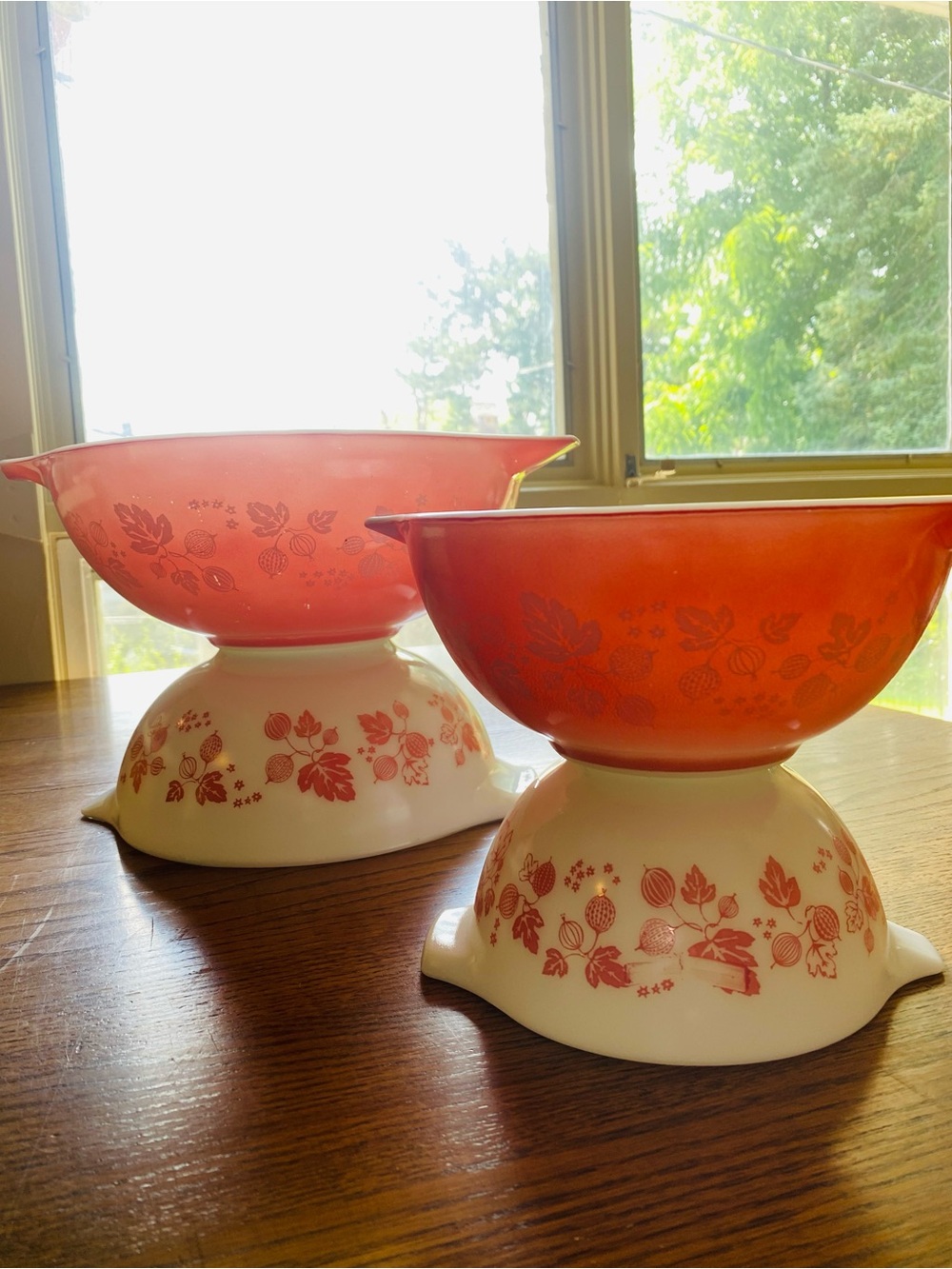 Vintage Pyrex mixing bowls are in the iconic Pink Gooseberry pattern. - Picture 2 of 14